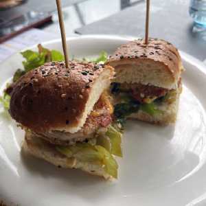 amka-cafe05
