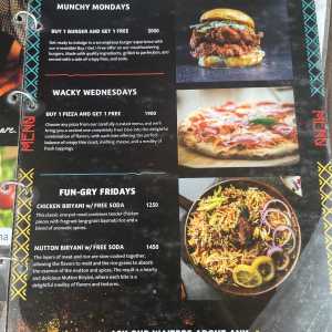 hooyos-menu-06