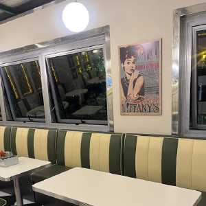 pops-diner-03 pops-diner-03